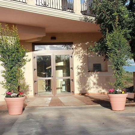 Agriturismo Al Passaggio Di Pirro Villa Miglionico Luaran gambar