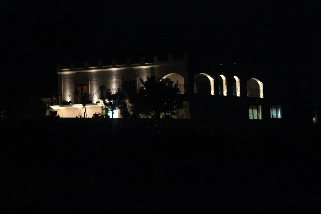 Agriturismo Al Passaggio Di Pirro Villa Miglionico Luaran gambar