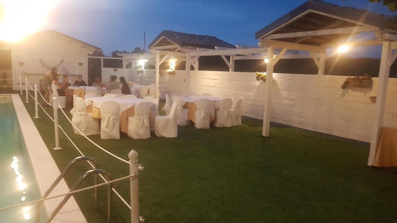 Agriturismo Al Passaggio Di Pirro Villa Miglionico Luaran gambar